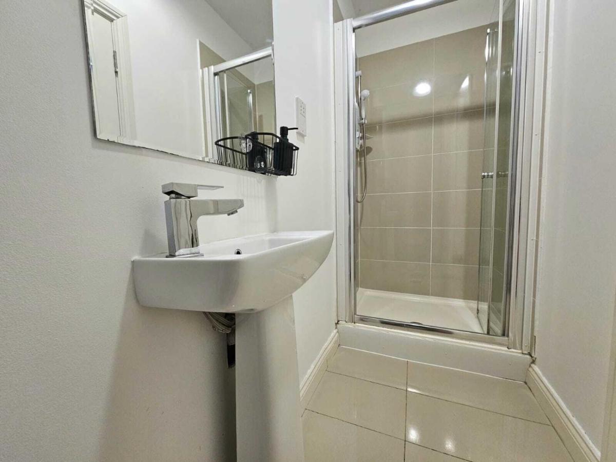 Bee Accommodations Backways Лестер Экстерьер фото