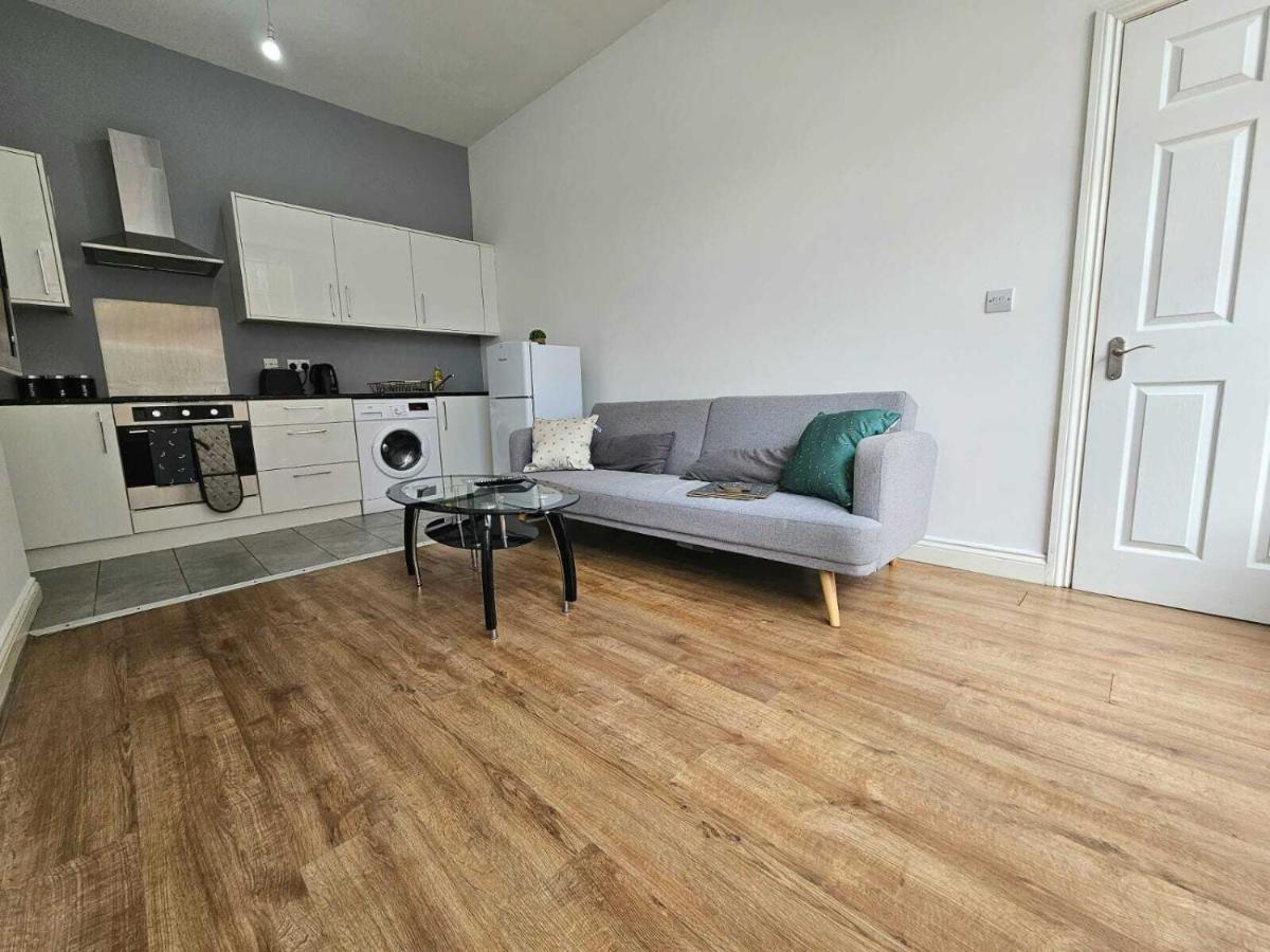 Bee Accommodations Backways Лестер Экстерьер фото